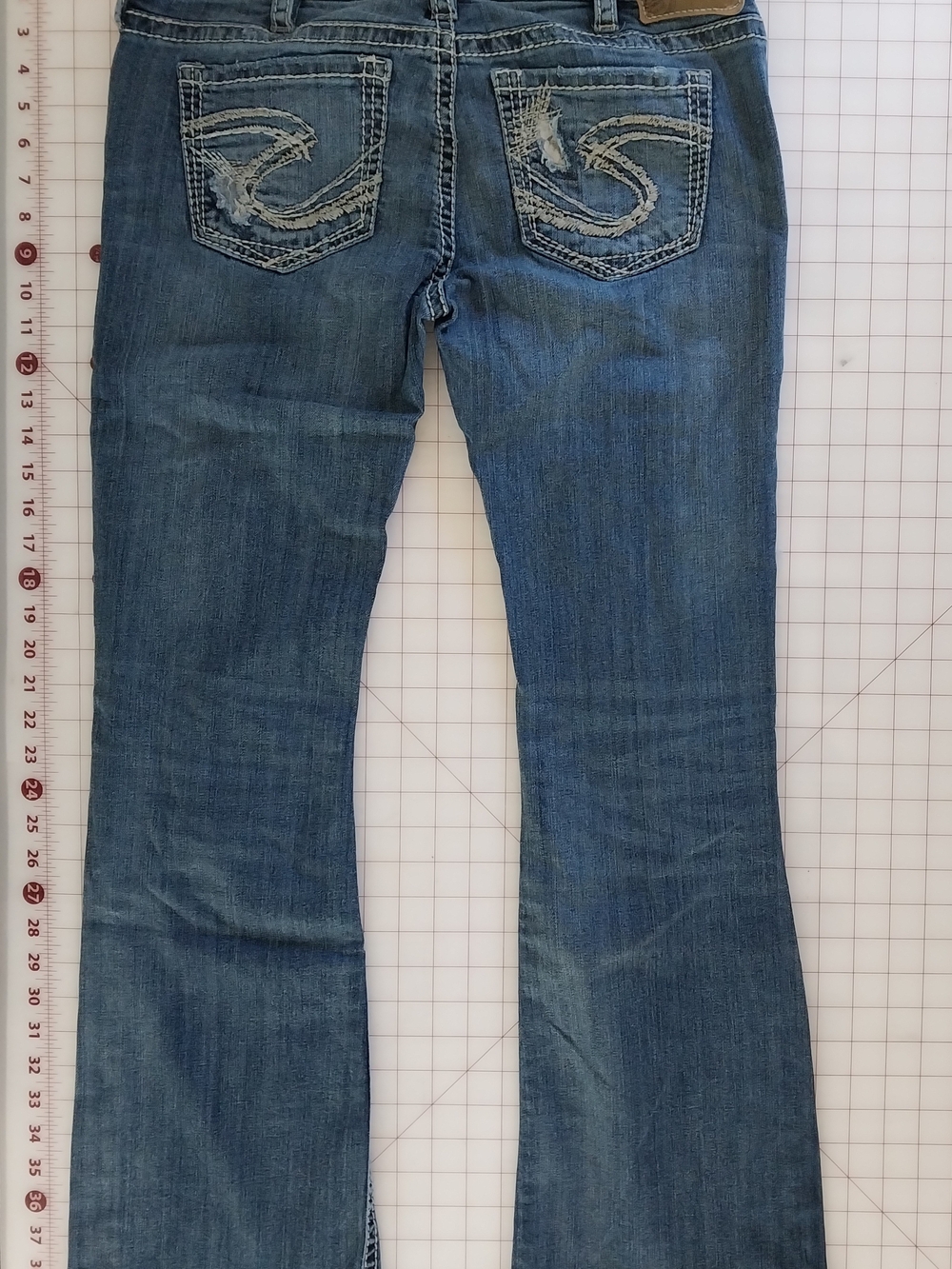 Silver Jeans Women's Medium Blue Distressed Bootcut Jeans